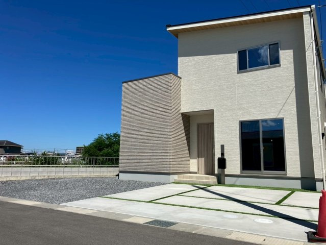 ファミリータウン津森②の外観