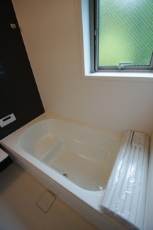 【浴室】 | 【仲介手数料無料！！】稲城市坂浜4丁目　新築戸建て（全3棟）2号棟　4599万円