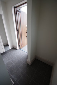 【収納】 | 【仲介手数料無料！！】稲城市坂浜4丁目　新築戸建て（全3棟）2号棟　4599万円 | 土間収納