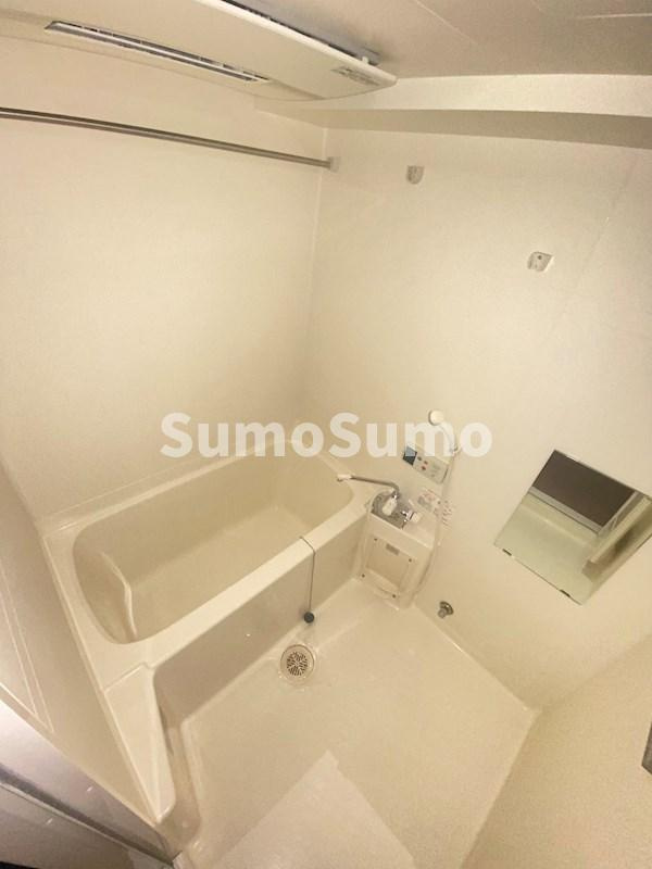 エス・キュート御影の浴室