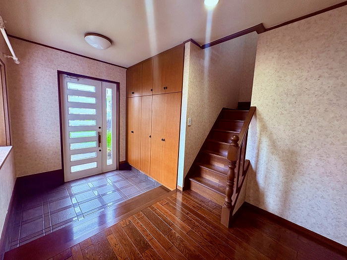 名古屋市緑区滝ノ水４丁目の玄関