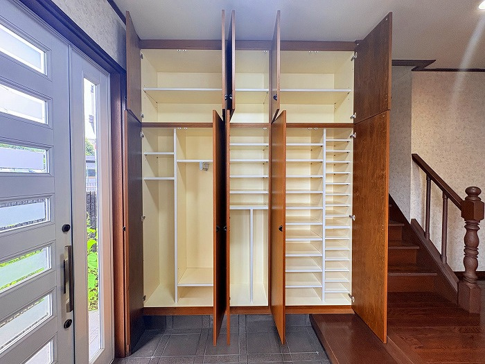 名古屋市緑区滝ノ水４丁目の玄関