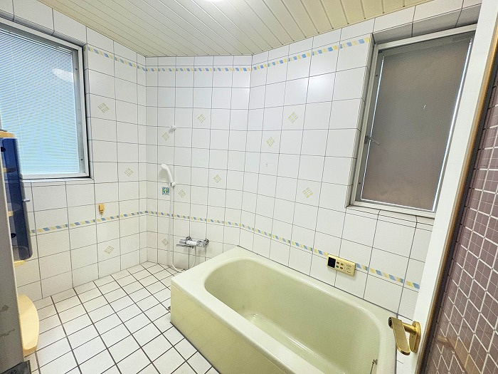 名古屋市緑区滝ノ水４丁目の浴室