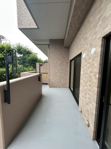 タウンズ八王子オークヒルのバルコニー