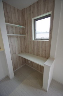 【収納】 | 【仲介手数料無料！！】稲城市坂浜4丁目　新築戸建て（全3棟）3号棟　4999万円 | スタディコーナー