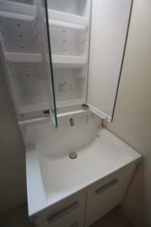 【洗面所】 | 【仲介手数料無料！！】稲城市坂浜4丁目　新築戸建て（全3棟）3号棟　4999万円