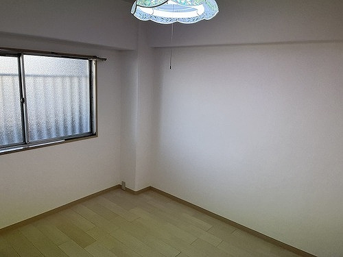 シャトー八戸の里のその他|洋室約５.０畳　※前回募集時／２０２２年１月の写真