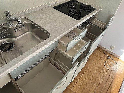シャトー八戸の里の収納|キッチン下部収納　※前回募集時／２０２２年１月の写真