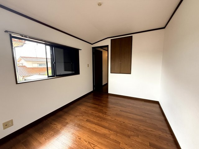 江井ヶ島貸家の居間・リビング