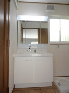 【洗面所】 | 宝塚市中筋山手2丁目11の14　中古一戸建て