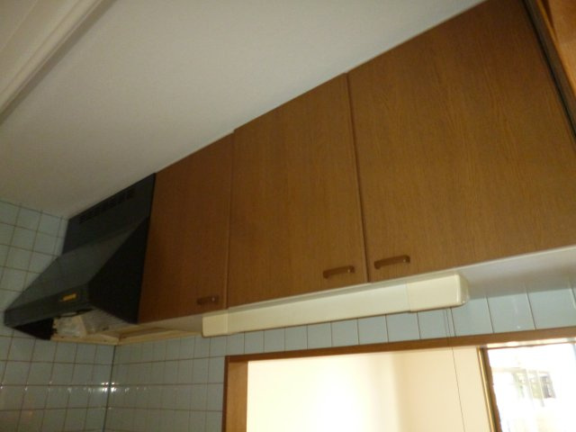 グランヴェール21のキッチン|上部収納