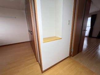 【内装】 | イースト　ステージ | 廊下