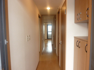 【内装】 | イースト　ステージ | 廊下