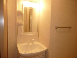 【洗面所】 | レジデンス南台 | 洗髪洗面化粧台