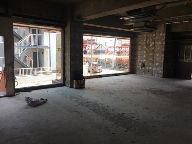 石井ビルの駐車場| 