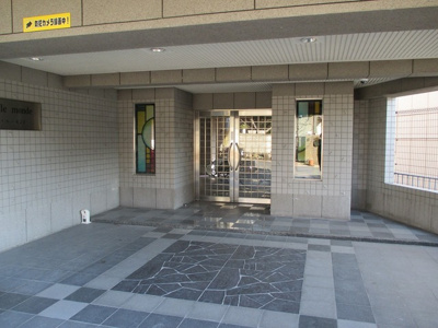 【エントランス】 | トウー・ル・モンド | きれいなエントランスです