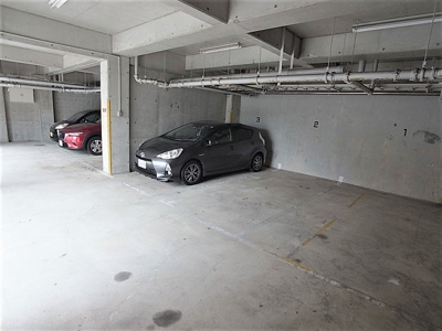 【駐車場】 | パルメゾン北町 | 敷地内の駐車場