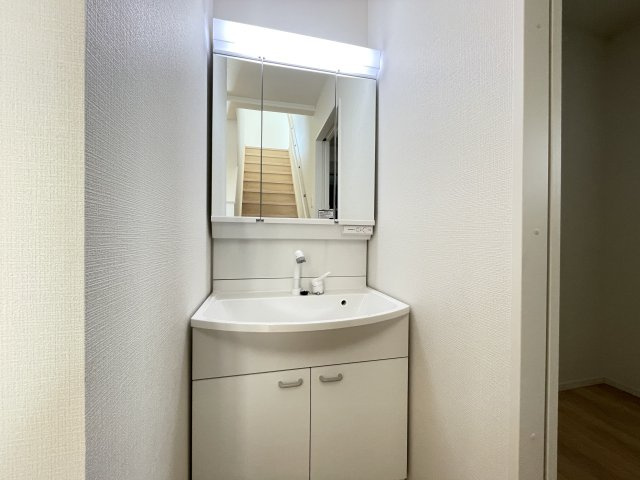 クレイドルガーデン八戸市桜ケ丘 第12 1号棟のトイレ