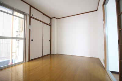 【寝室】 | ハイツONS | 洋室6帖