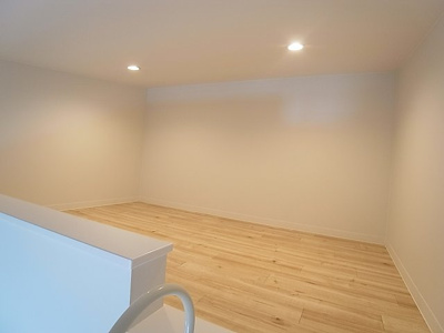 【内装】 | ＶＩＬＬＡ神戸北町 | 奥行き有るロフトスペース