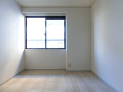 【洋室】 | ヴァンベールしののめ　B棟