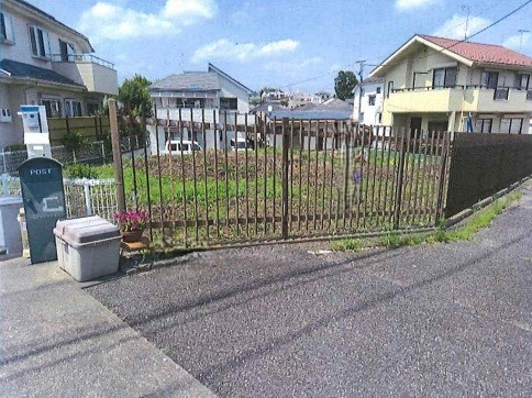 あきる野市平沢　売地　土地Bの前面道路含む現地写真