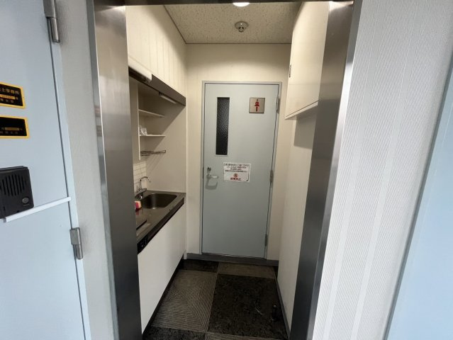 大阪谷町ビルのトイレ