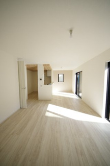 【前面道路含む現地写真】 | 【仲介手数料無料！！】府中市浅間町4丁目　新築戸建て（全2棟）1号棟　5899万円 | 8月31日撮影