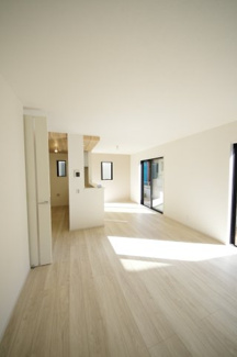 【外観】 | 【仲介手数料無料！！】府中市浅間町4丁目　新築戸建て（全2棟）1号棟　5899万円 | 令和７年７月１４日撮影　建築中