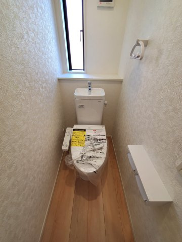 八潮市　二丁目　新築戸建　全1棟のトイレ|施工例です