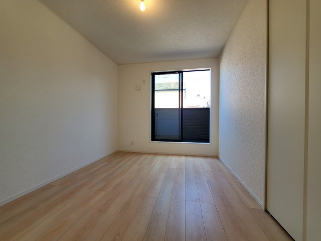 八潮市　二丁目　新築戸建　全1棟の洋室|施工例です