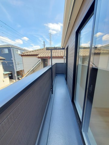 八潮市　二丁目　新築戸建　全1棟のバルコニー|施工例です