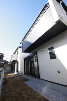 【庭】 | 【仲介手数料無料！！】府中市浅間町4丁目　新築戸建て（全2棟）2号棟　5599万円