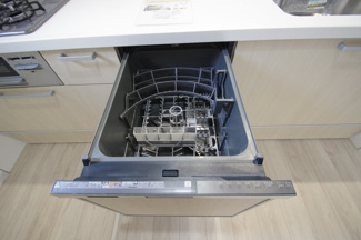 【キッチン】 | 【仲介手数料無料！！】府中市浅間町4丁目　新築戸建て（全2棟）2号棟　5599万円 | ビルトイン食洗機