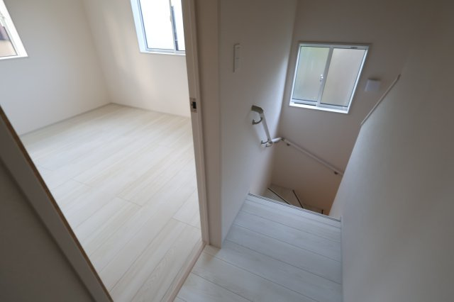 《仲介手数料無料》岩槻区府内１丁目6(全1戸)新築一戸建てブルーミングガーデンの内装|撮影日 2025年10月27日 16:00 晴れ