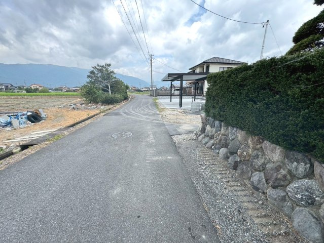 戸建　揖斐郡池田町上田　全1区画分譲の前面道路含む現地写真|■前面道路　■ヤマダ不動産　株式会社リライフ　
■夢のマイホーム購入をフルサポートします！