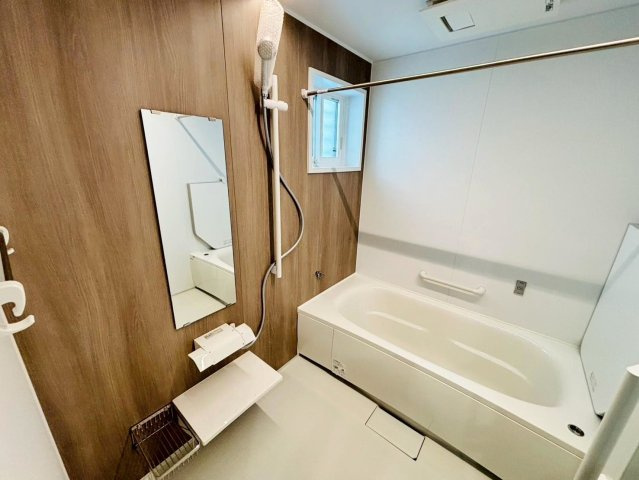 新築戸建　揖斐郡池田町上田　全1区画分譲の浴室|浴室仕様。5時間経っても2.5度以内の湯温低下ですから、追い炊き回数が減り光熱費も節約できます。