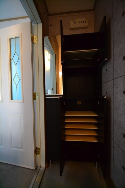 ブルースカイ翼の玄関