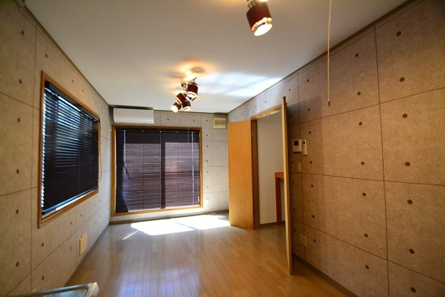 ブルースカイ翼の居間・リビング