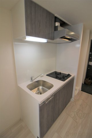 プレサンスOSAKA西中島リエゾンのキッチン