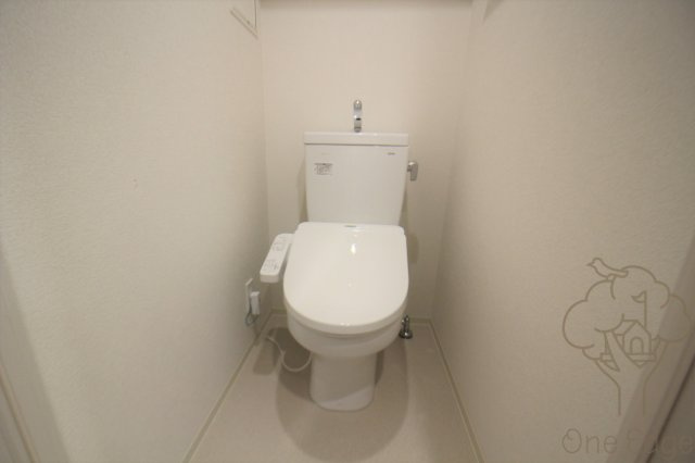 プレサンスOSAKA西中島リエゾンのトイレ