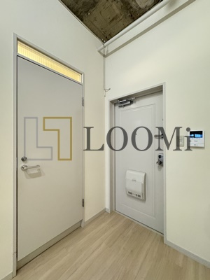 【玄関】 | トウセン本町橋ビル | トウセン本町橋ビル　玄関