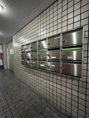 【その他共用部分】 | トウセン本町橋ビル | トウセン本町橋ビル　メールボックス