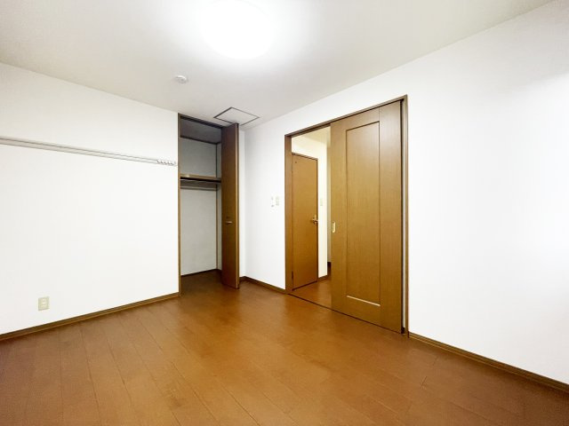 ウィルコート大松　B棟の居間・リビング