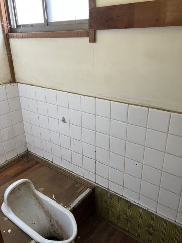 桐生市広沢町二丁目戸建のトイレ|汲み取り