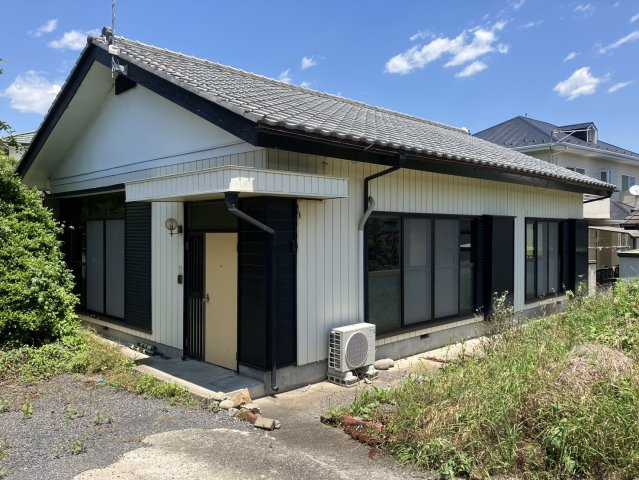 桐生市広沢町二丁目戸建の外観