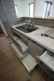 【キッチン】 | 【仲介手数料無料！！】稲城市東長沼　新築戸建て（全3棟）1号棟　5980万円