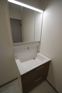 【独立洗面台】 | 【仲介手数料無料！！】稲城市東長沼　新築戸建て（全3棟）1号棟　5980万円