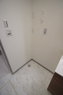 【ランドリースペース】 | 【仲介手数料無料！！】稲城市東長沼　新築戸建て（全3棟）1号棟　5980万円