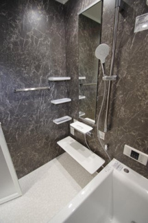 【浴室】 | 【仲介手数料無料！！】稲城市東長沼　新築戸建て（全3棟）1号棟　5980万円